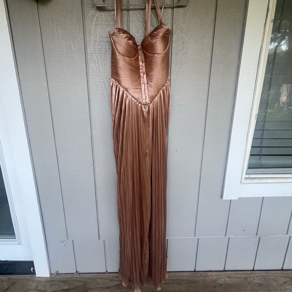 Elegant Brown Pleated Women's Dress